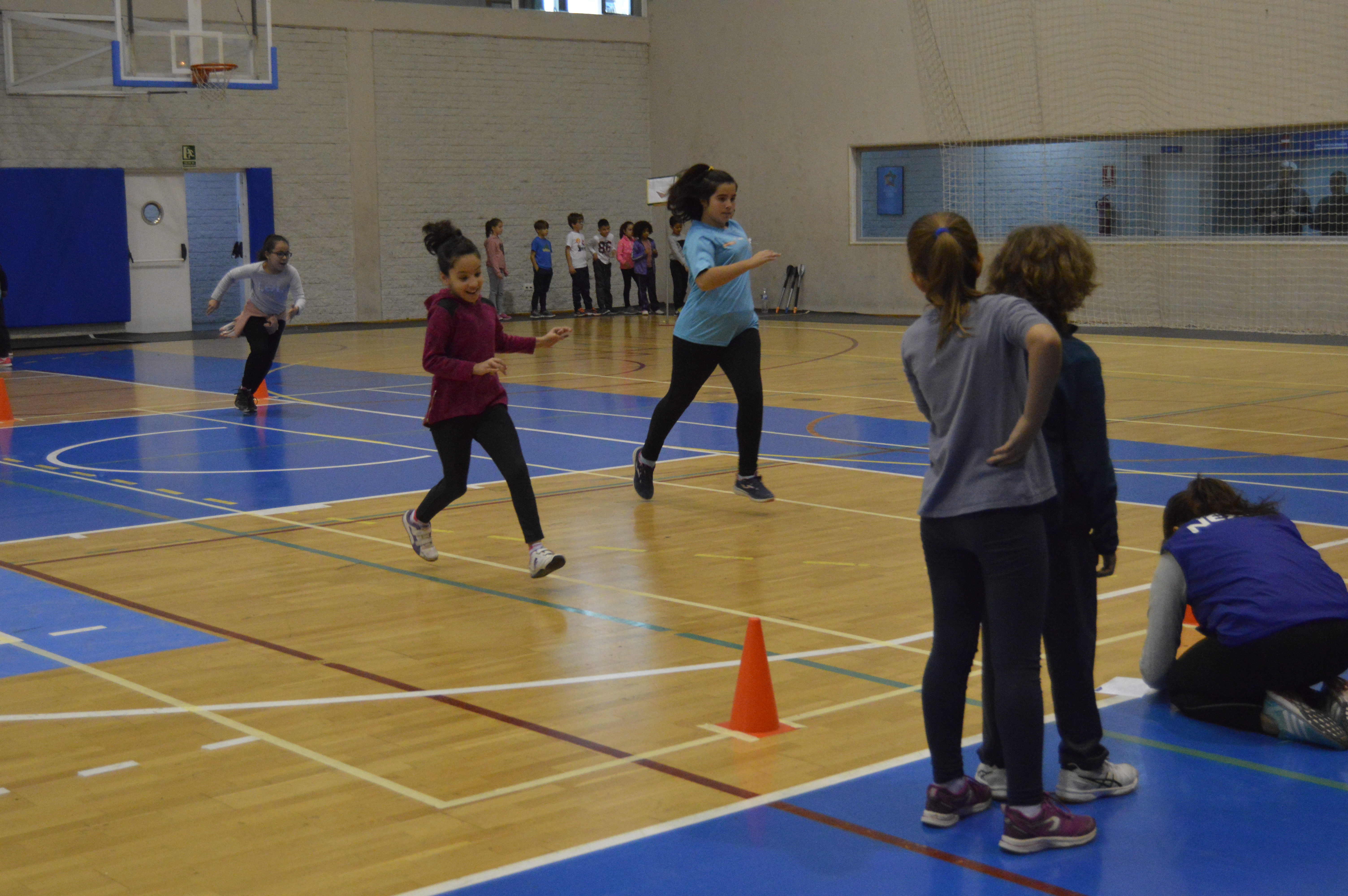 Taller Jugando al atletismo
